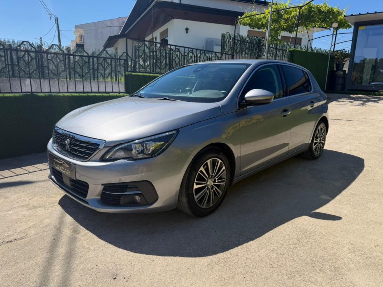 Peugeot 308 1.2 PureTech /130cv/ ALLURE