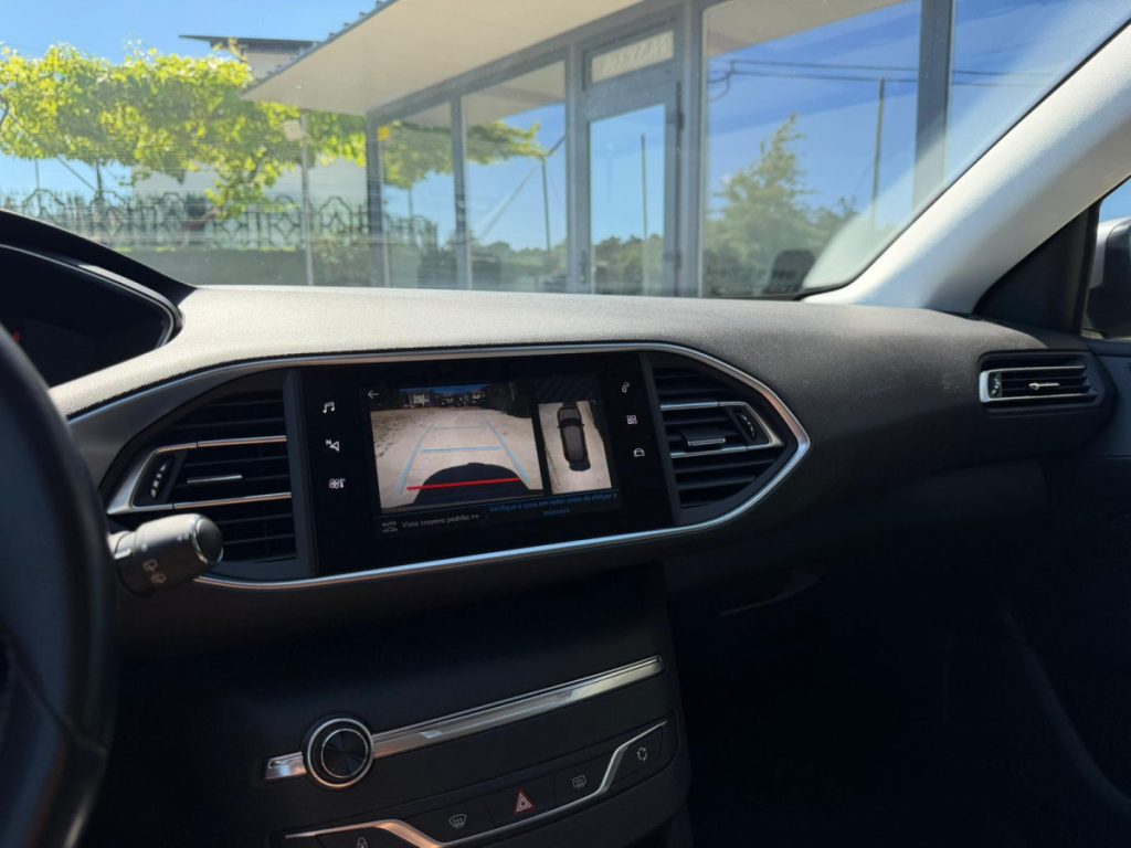 Peugeot 308 1.2 PureTech /130cv/ ALLURE – foto 11