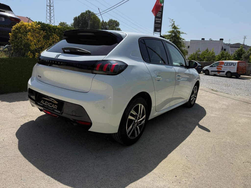 Peugeot 208 1.2 PureTech / ALLURE – foto 12