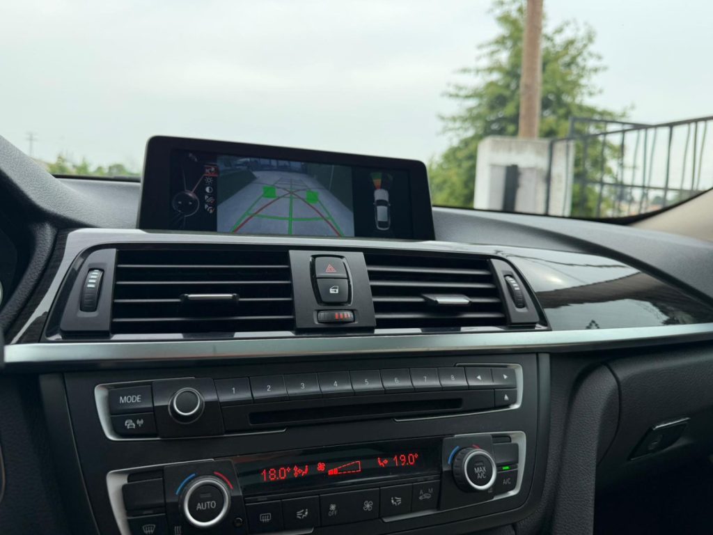 BMW 320i Gran Turismo /184cv/ cx.auto – foto 12