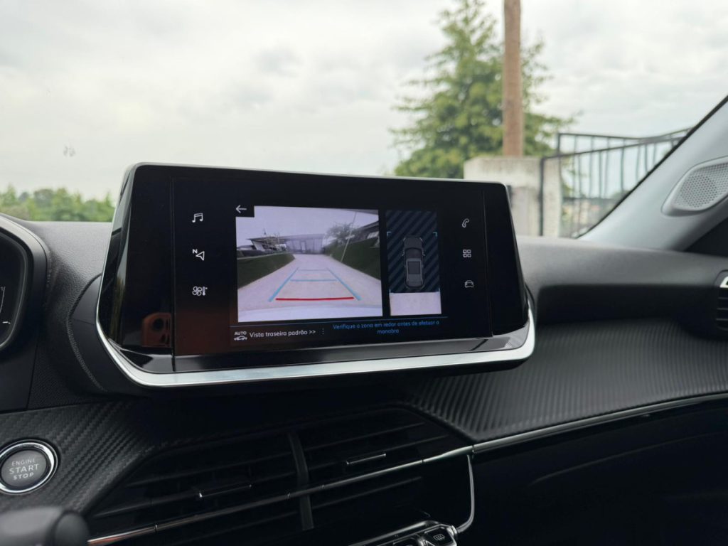Peugeot 2008 1.2 PureTech /130cv/ ALLURE – foto 12