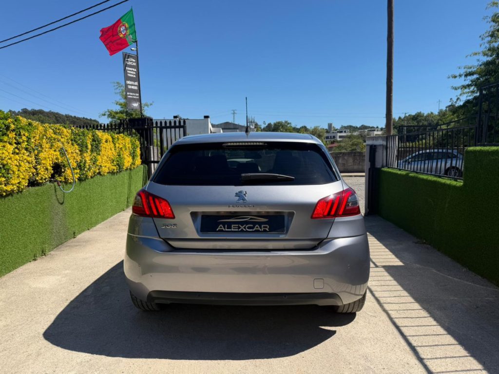 Peugeot 308 1.2 PureTech /130cv/ ALLURE – foto 13