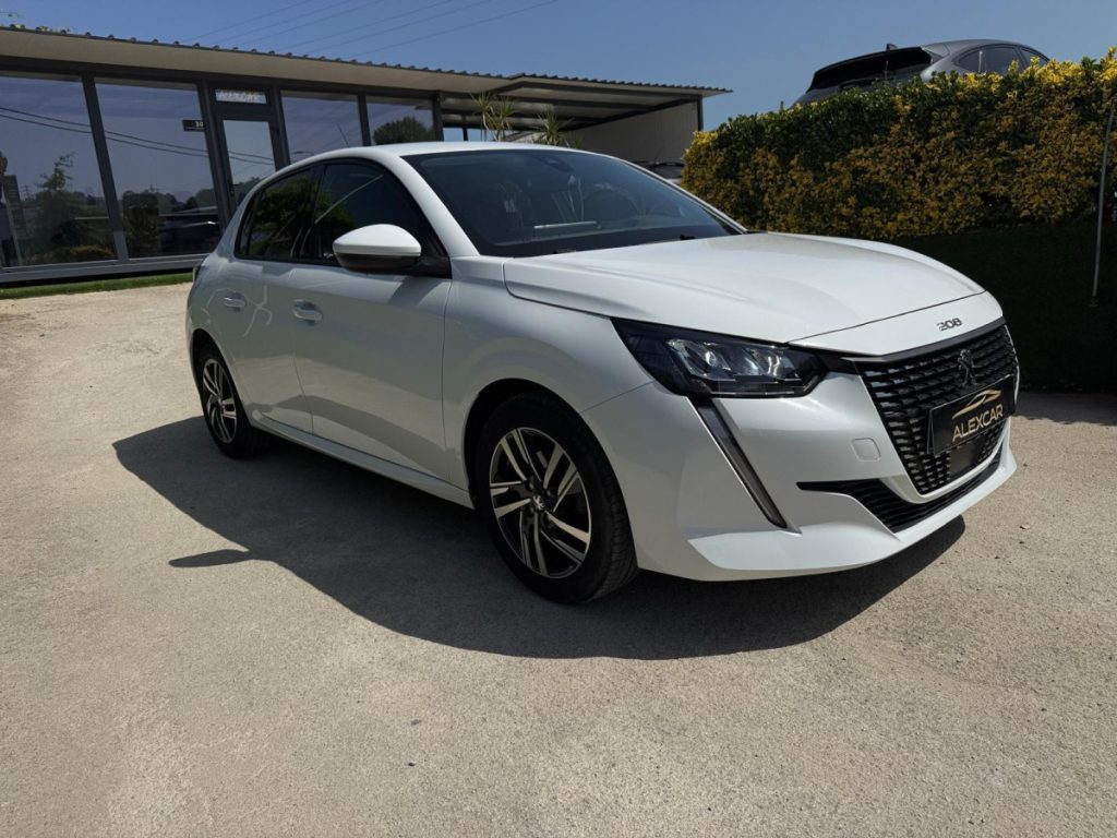 Peugeot 208 1.2 PureTech / ALLURE – foto 3
