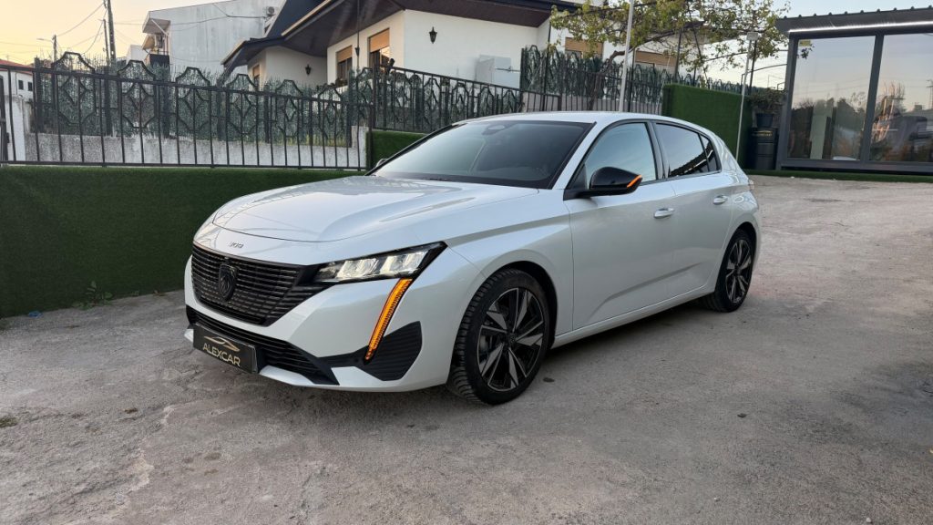 Peugeot 308 1.2 PureTech /130cv/ ALLURE – foto 1