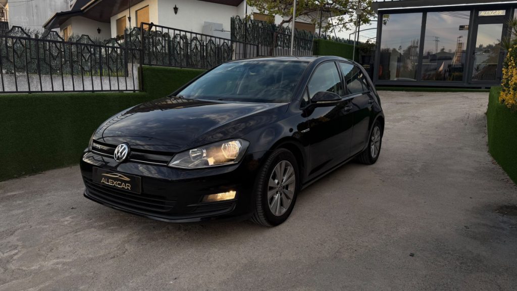 VW GOLF 1.6 TDi / BlueMotion – foto 1
