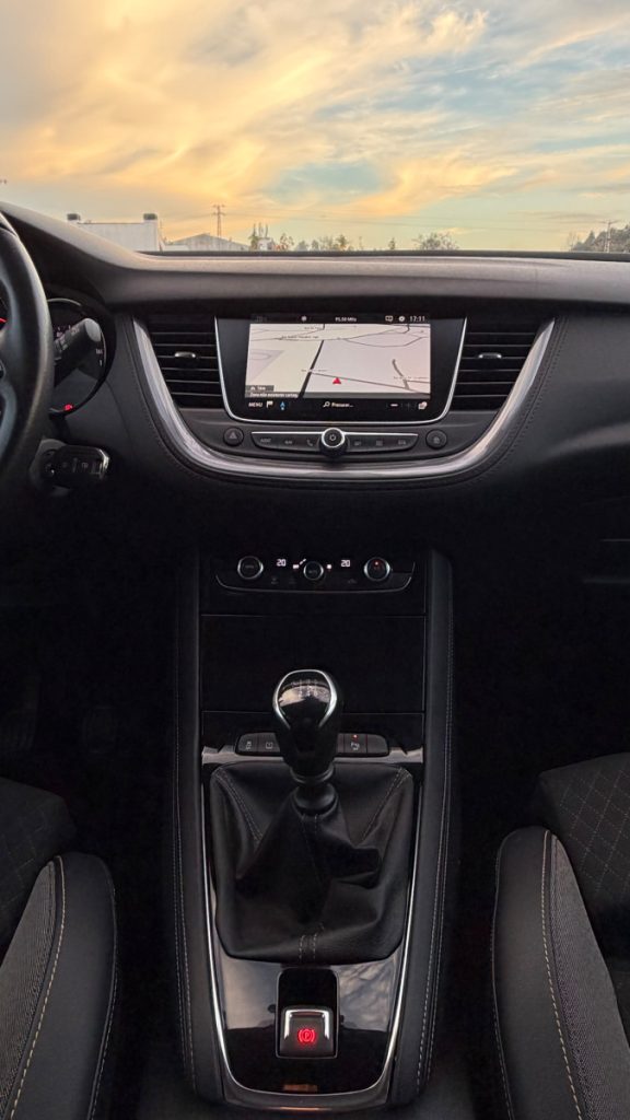 OPEL GRANDLAND X 1.2 PureTech / 130cv – foto 10