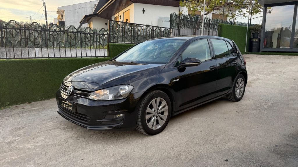 VW GOLF 1.6 TDi / BlueMotion – foto 12