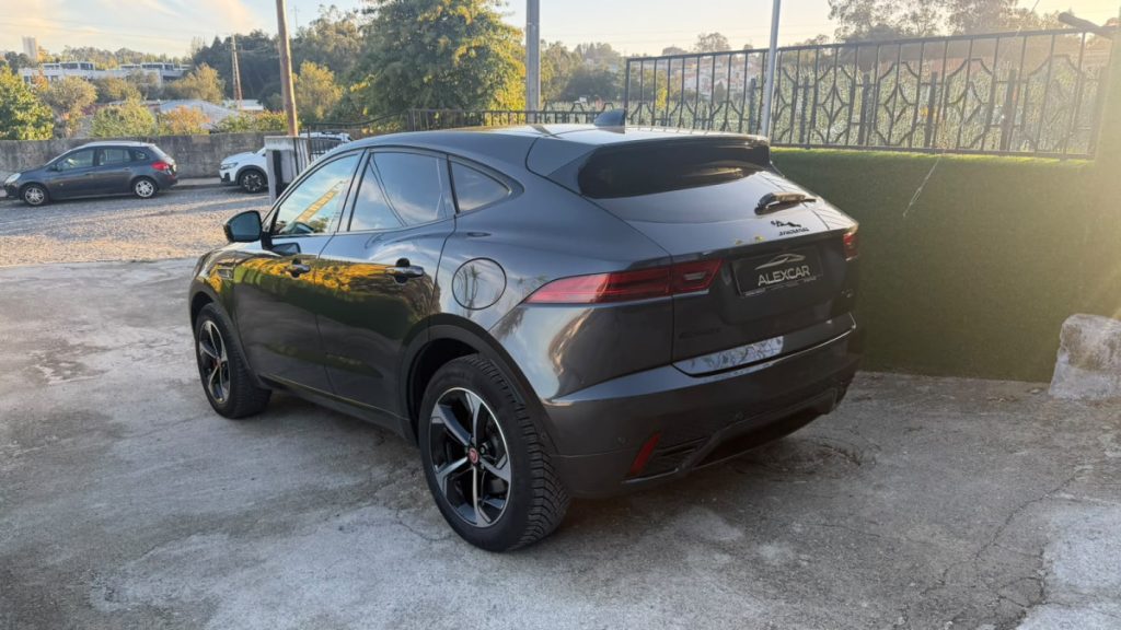 JAGUAR E-Pace P300E / Plugin / R-Dynamic / 1.5 de 300cv ! – foto 18