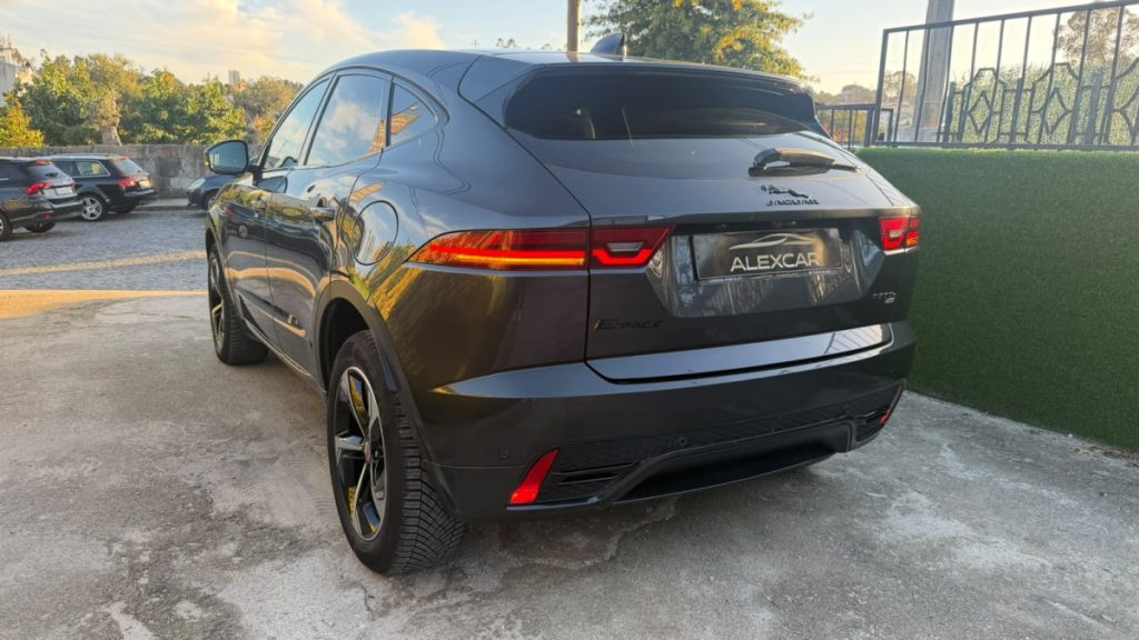 JAGUAR E-Pace P300E / Plugin / R-Dynamic / 1.5 de 300cv ! – foto 3