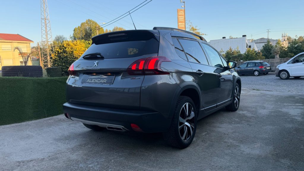 Peugeot 2008 1.2 PureTech /130cv/ GT Line / Cx. Automática – foto 4
