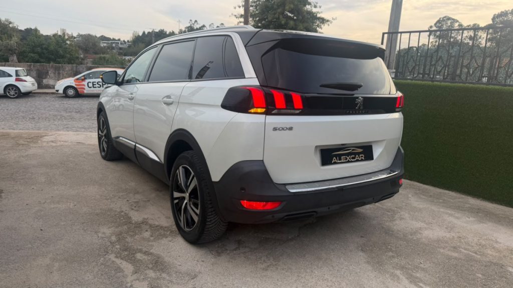 Peugeot 5008 1.5 BlueHdi /130cv/ ALLURE / Cx. Automática – foto 5
