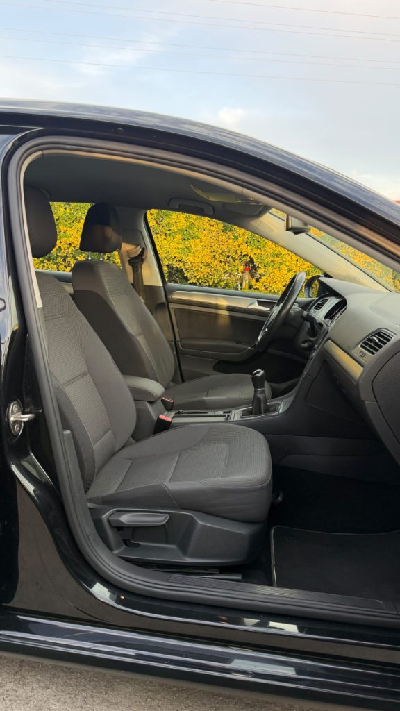 VW GOLF 1.6 TDi / BlueMotion – foto 5
