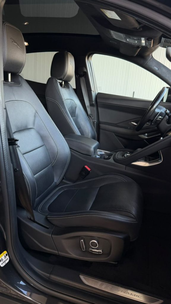 JAGUAR E-Pace P300E / Plugin / R-Dynamic / 1.5 de 300cv ! – foto 5