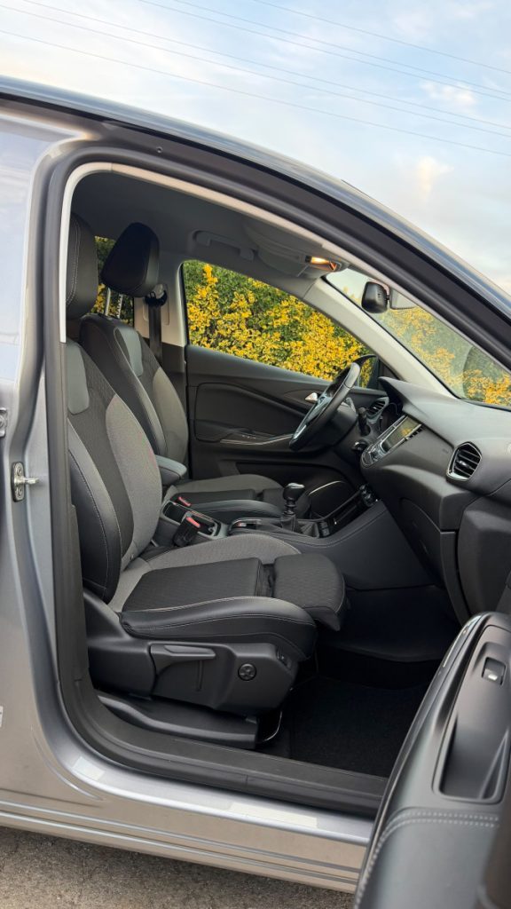 OPEL GRANDLAND X 1.2 PureTech / 130cv – foto 6