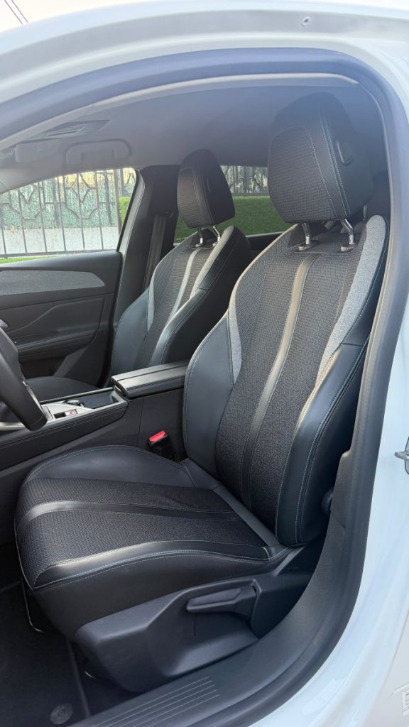 Peugeot 308 1.2 PureTech /130cv/ ALLURE – foto 7