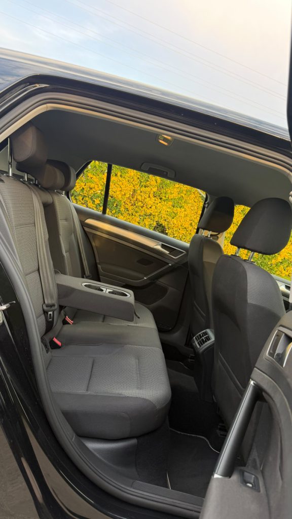 VW GOLF 1.6 TDi / BlueMotion – foto 7