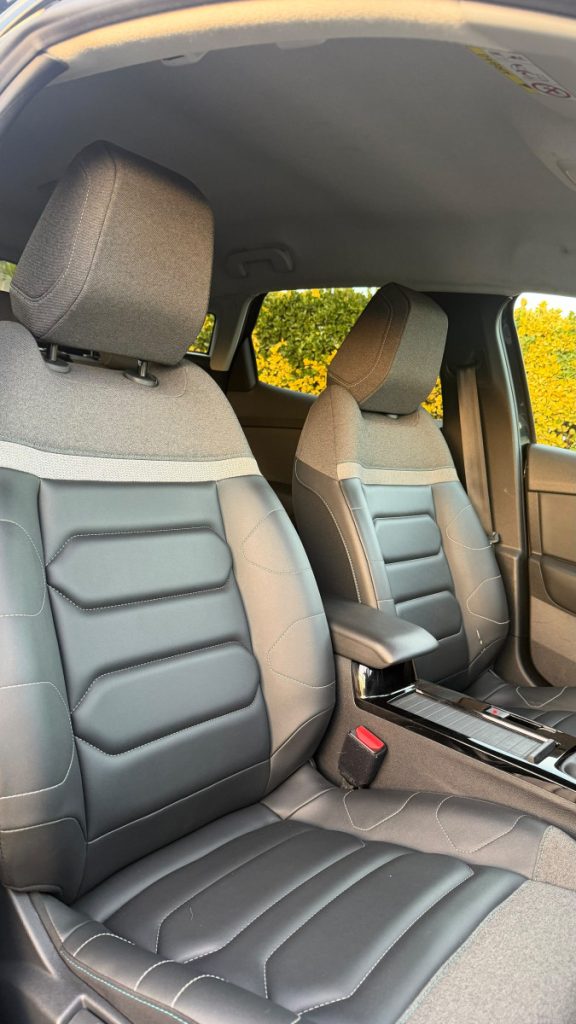 Citroen C4 1.2 PureTech /130cv/ SHINE – foto 8