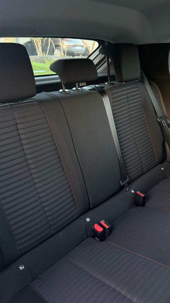 Peugeot 208 1.2 PureTech /100cv/ IVA dedutível – foto 8
